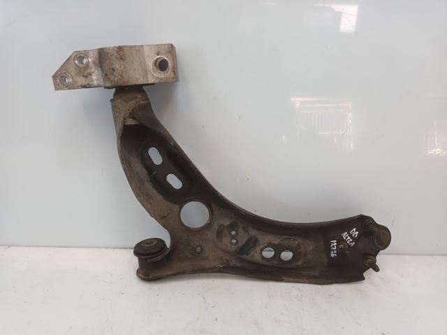 1K0407166C VAG Brazo inferior derecho de la suspensión delantera  comprar en Oviedo