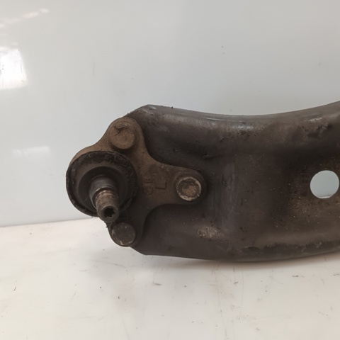 VAG 1K0407166C Brazo inferior derecho de la suspensión delantera  comprar en Ponferrada