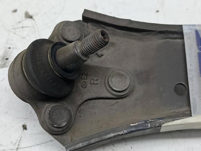 1K0407190E VAG Brazo inferior derecho de la suspensión delantera  en stock Córdoba