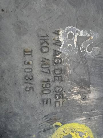 1K0407190E Brazo inferior derecho de la suspensión delantera  comprar en Zaragoza