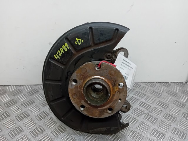 1K0407256N Mangueta delantera derecha  disponible Málaga