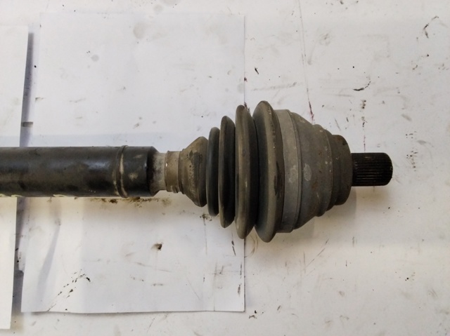 VAG 1K0407272CR Semieje delantero derecho  disponible Lugo