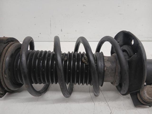 VAG 1K0412331C Soporte del amortiguador delantero  disponible Valladolid