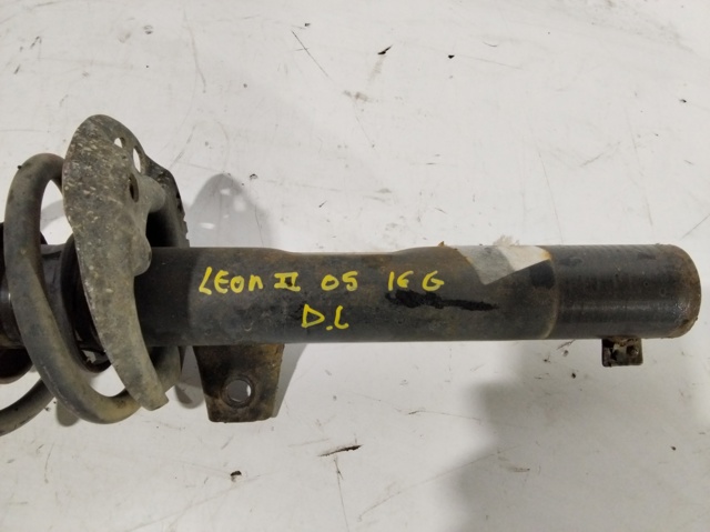 1K0413031CT VAG Amortiguador delantero  disponible Ourense