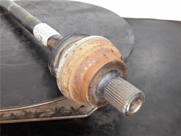 VAG 1K0501204D Semieje trasero derecho  en stock Salamanca