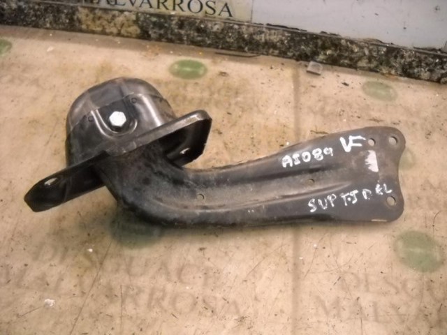 1K0505223K Brazo longitudinal inferior izquierdo de la suspensión trasera  disponible Utrera