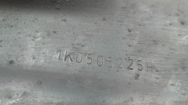 VAG 1K0505225H Barra longitudinal de suspensión trasera izquierda  en stock Valencia