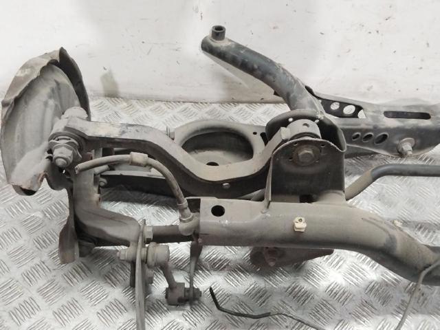 1K0505315BH Subchasis trasero soporte motor  disponible Málaga