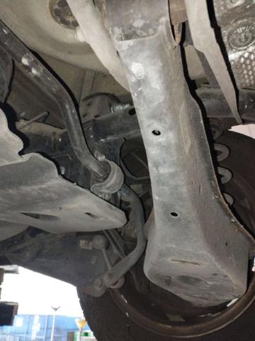 1K0505315BM VAG Subchasis trasero soporte motor  disponible Ourense