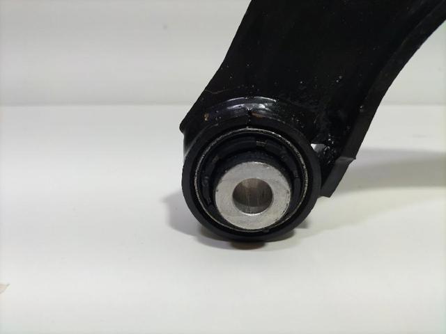 1K0505323N Brazo superior de suspensión trasera izquierdo/derecho  disponible Burgos