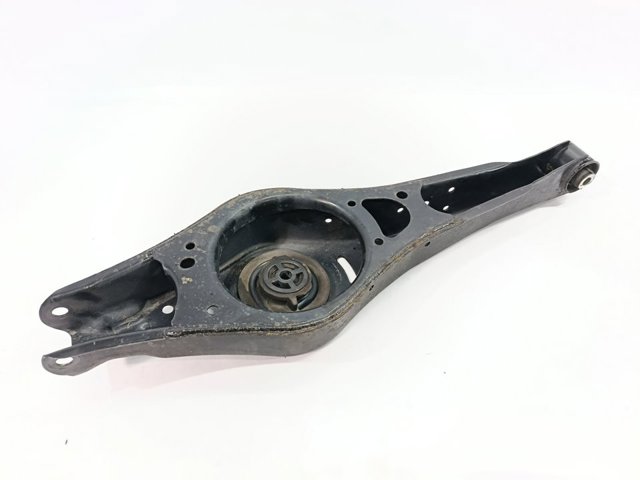 1K0505371 VAG Brazo inferior trasero izquierdo/derecho  en stock Huelva