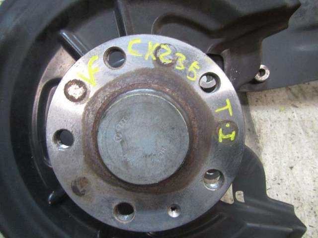 1K0505435AB Mangueta trasera izquierda  disponible Utrera