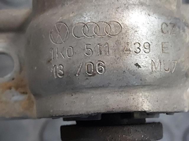 Abrazadera de sujeción de la bieleta estabilizadora trasera 1K0511439E VAG