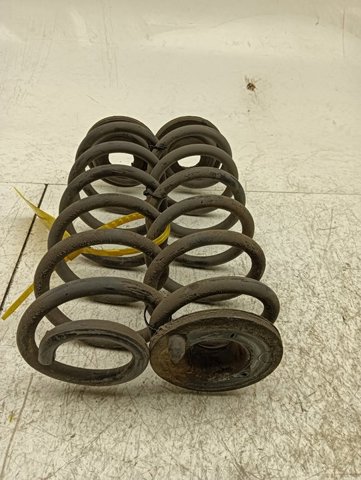 1K0512149B Aislador de resorte trasero superior  disponible Utrera