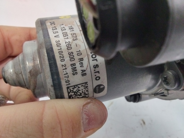 1K0612181F VAG Bomba de vacío  disponible Ourense