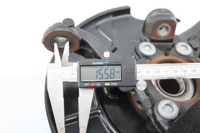 1K0615312 Mangueta delantera izquierda  en stock Castellón