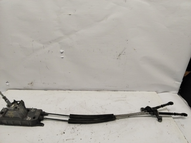 1K0711061A VAG Mecanismo selector de marchas  disponible Vigo