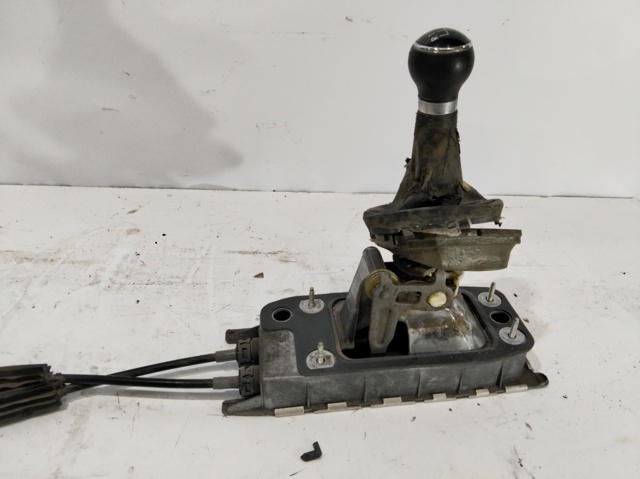 VAG 1K0711061B Mecanismo selector de marchas  disponible Valladolid