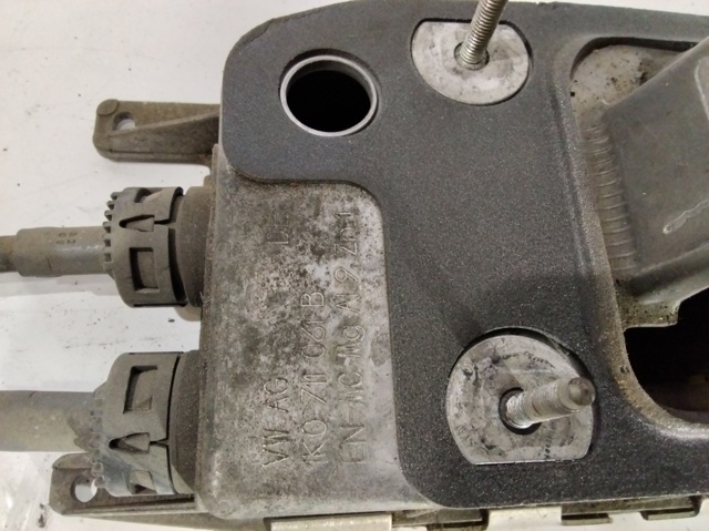 1K0711061B Mecanismo selector de marchas  disponible Burgos