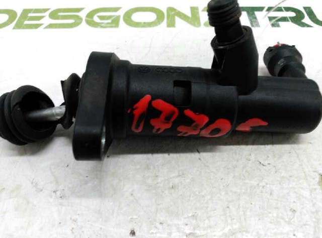 1K0721261 Bombin de embrague  en stock Granada
