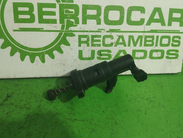 Bomba auxiliar de embrague 1K0721261A VAG