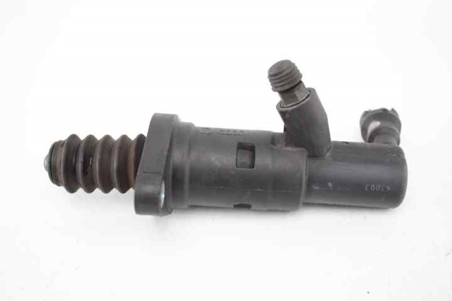 VAG 1K0721261L Bombin de embrague  en stock Valencia