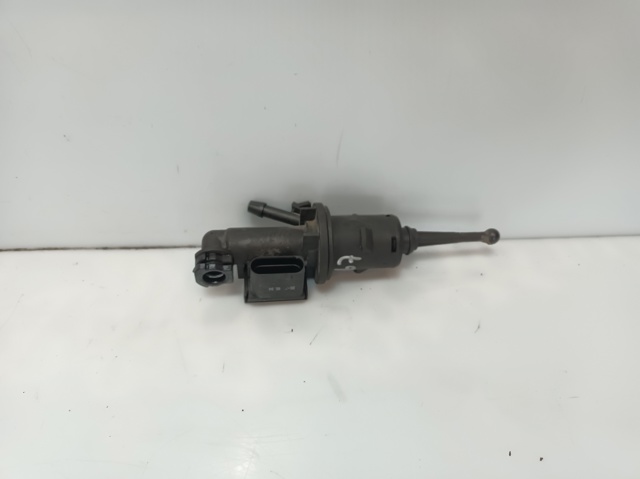 1K0721388F Cilindro maestro de embrague comprar Almería