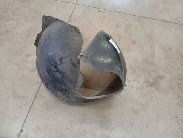 1K0805978B Guardabarros interior trasero derecho del guardafango delantero  comprar en Zaragoza