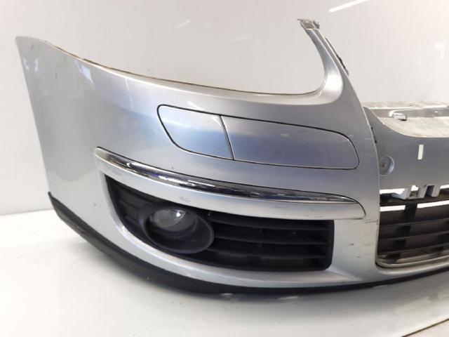 1K0807217RGRU Paragolpes comprar Girona