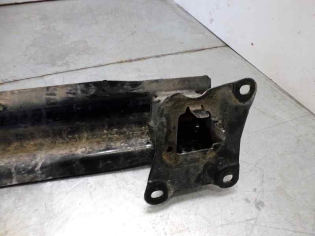 Refuerzo paragolpes trasero Volkswagen Golf 5 1K1