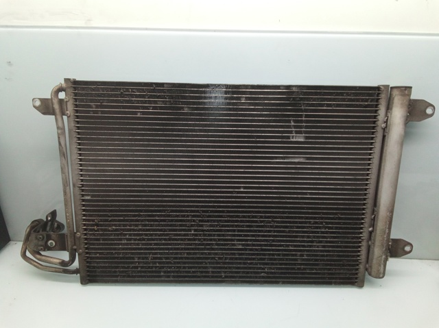 VAG 1K0820411 Condensador de aire acondicionado  disponible Valladolid