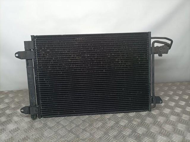 VAG 1K0820411AH Condensador aire acondicionado  en stock Terrassa