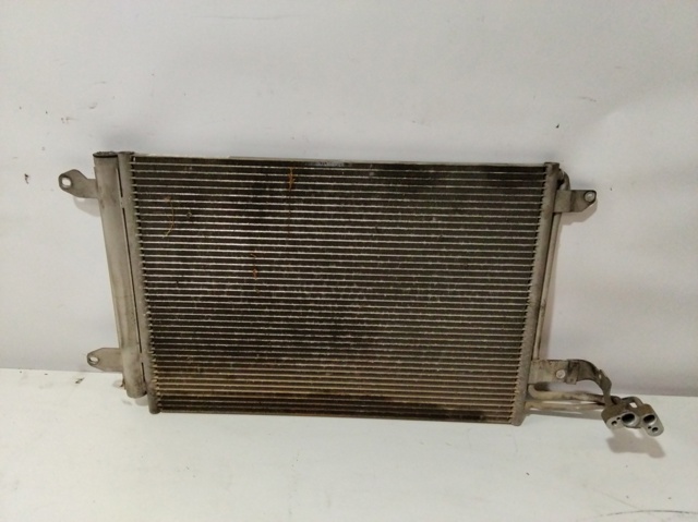 VAG 1K0820411AH Condensador de aire acondicionado  comprar en Ponferrada