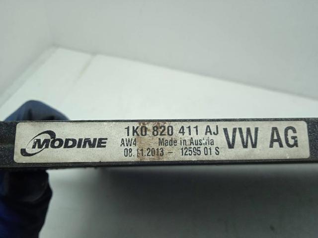 VAG 1K0820411AJ Condensador aire acondicionado  en stock Salamanca