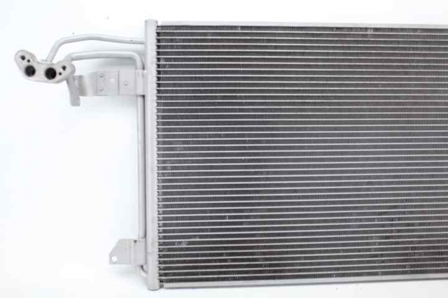 VAG 1K0820411AK Condensador de aire acondicionado  comprar en Murcia