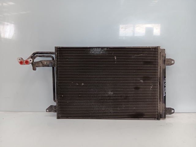 1K0820411E Condensador de aire acondicionado  disponible Utrera