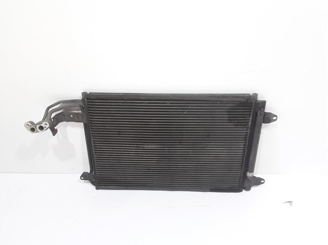 Condensador / radiador  aire acondicionado para volkswagen golf v (1k1) (2003-2009) 1.6 fsi blp 1K0820411F