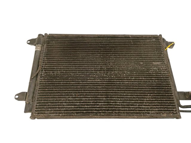 VAG 1K0820411H Condensador aire acondicionado  en stock Valencia