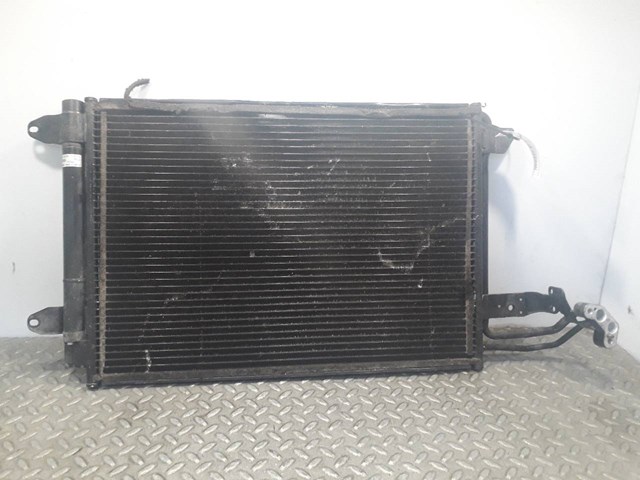 Condensador / radiador  aire acondicionado para volkswagen jetta iii 1.9 tdi bkc 1K0820411H
