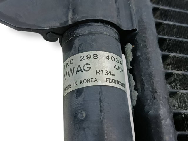 VAG 1K0820411H Condensador aire acondicionado  en stock Terrassa