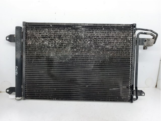 Condensador / radiador  aire acondicionado para skoda octavia ii 1.6 tdi cayc 1K0820411S
