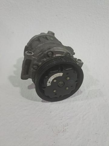 VAG 1K0820803F Compresor de aire acondicionado  comprar en Murcia
