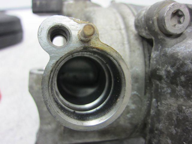 VAG 1K0820803S Compresor de aire acondicionado  disponible Valladolid