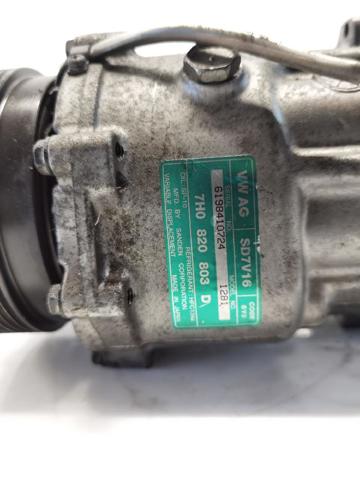 VAG 1K0820808F Compresor de aire acondicionado  disponible Valladolid