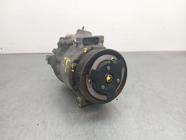 1K0820859F Compresor de aire acondicionado  disponible Utrera