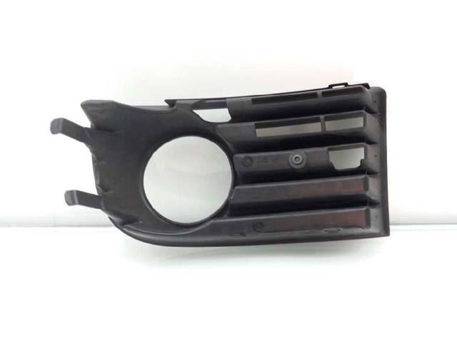 VAG 1K0853666B Tapa de rejilla de faro antiniebla delantero derecho  en stock Salamanca