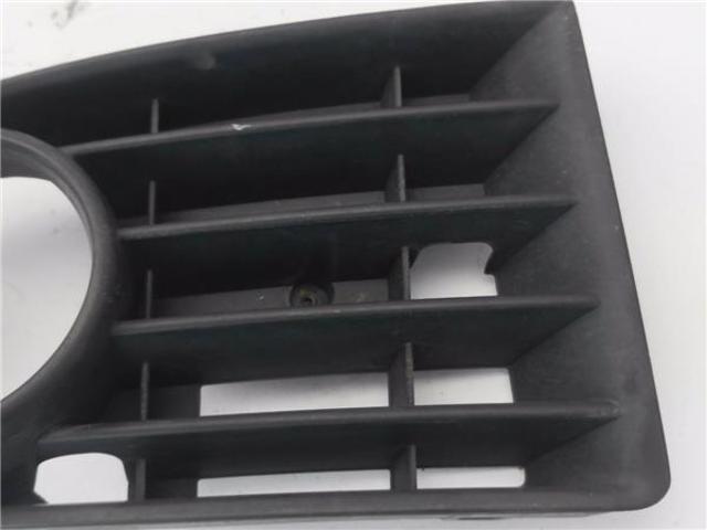1K0853666B VAG Tapa de rejilla de faro antiniebla delantero derecho comprar Alcalá