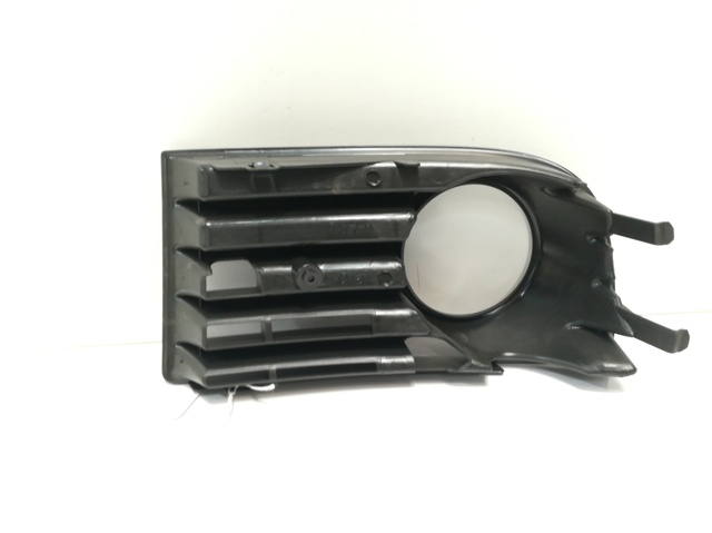 1K0853666B Tapa de rejilla de faro antiniebla delantero derecho  en stock Granada