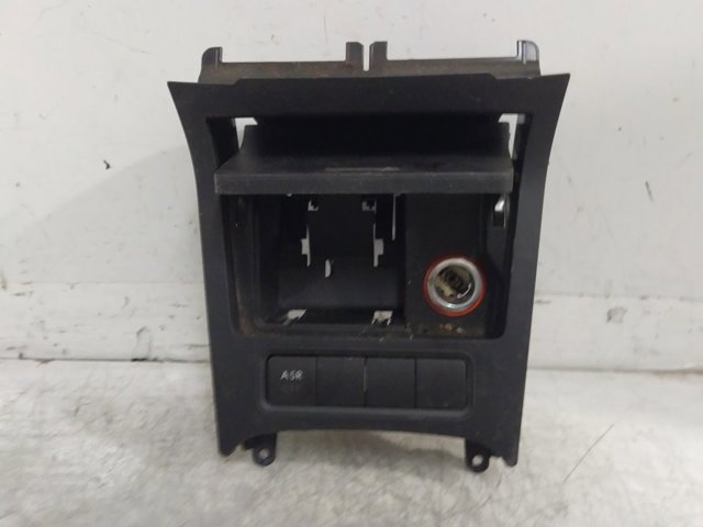 1K0857961 Cenicero de la consola central  comprar en Pontevedra