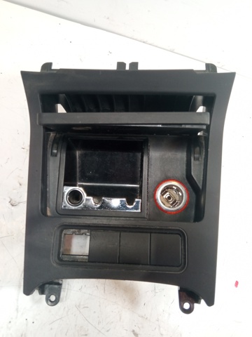 VAG 1K0857961 Cenicero de la consola central  en stock Valencia